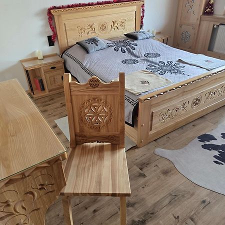 Apartament Zakopane Utrzymany W Stylu Goralskiej Chaty エクステリア 写真