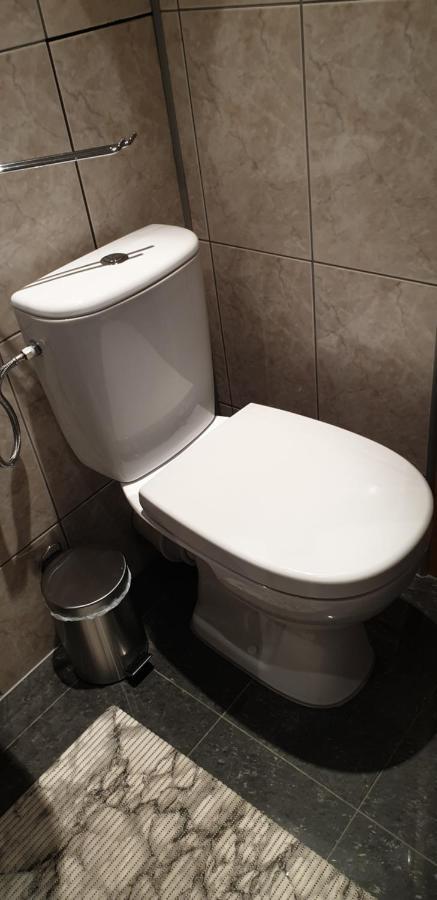 Apartament Zakopane Utrzymany W Stylu Goralskiej Chaty エクステリア 写真