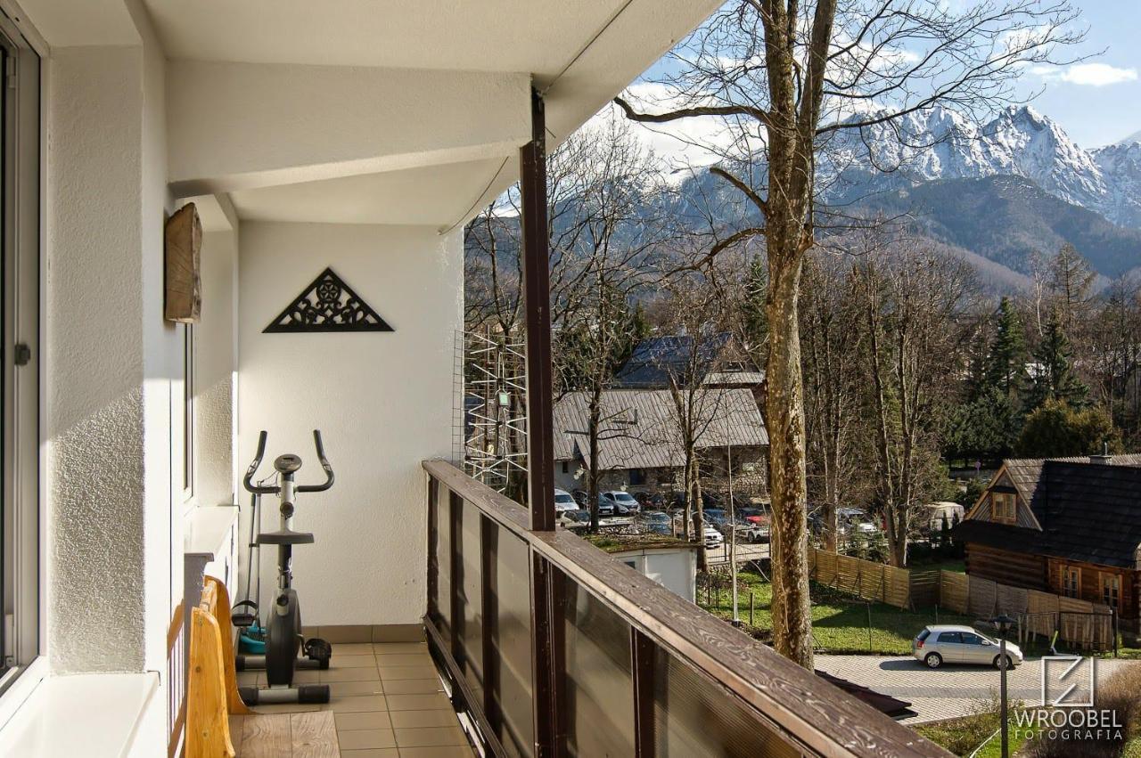 Apartament Zakopane Utrzymany W Stylu Goralskiej Chaty エクステリア 写真