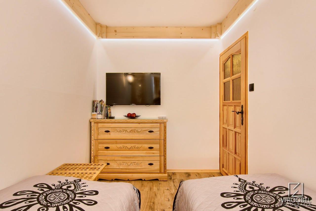 Apartament Zakopane Utrzymany W Stylu Goralskiej Chaty エクステリア 写真