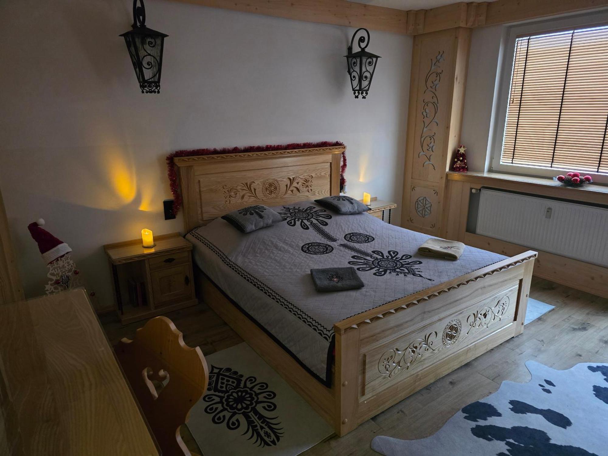 Apartament Zakopane Utrzymany W Stylu Goralskiej Chaty エクステリア 写真